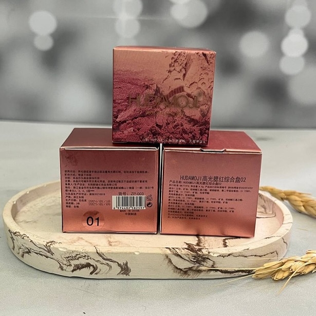 رژگونه هدی موجی