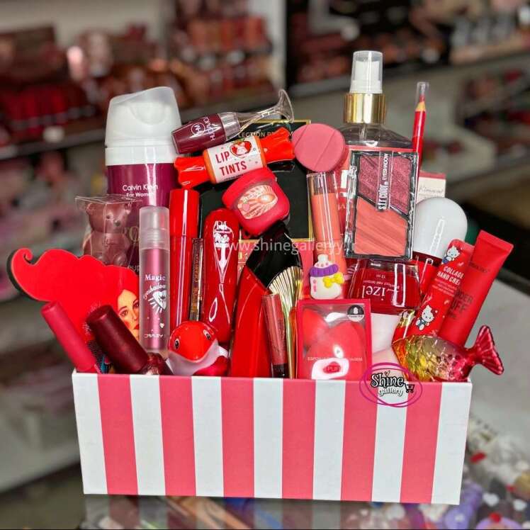 پک آرایشی ولنتاینی