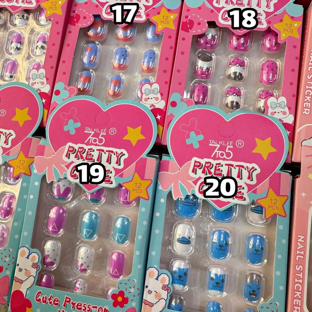  ناخن مصنوعی 