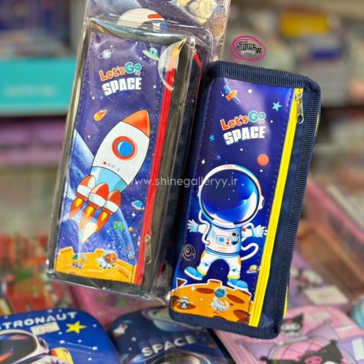 جامدادی فضانورد