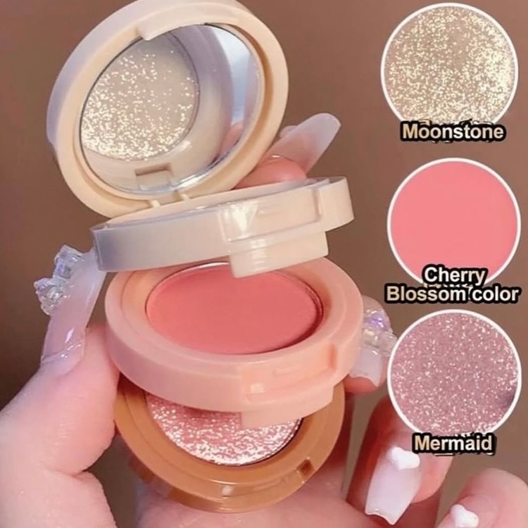 رژگونه هایلایتر